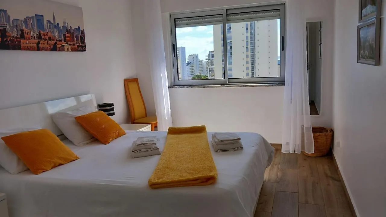 Apartamento Com Vista Espetacular, Ao Lado Da Praia Portimao